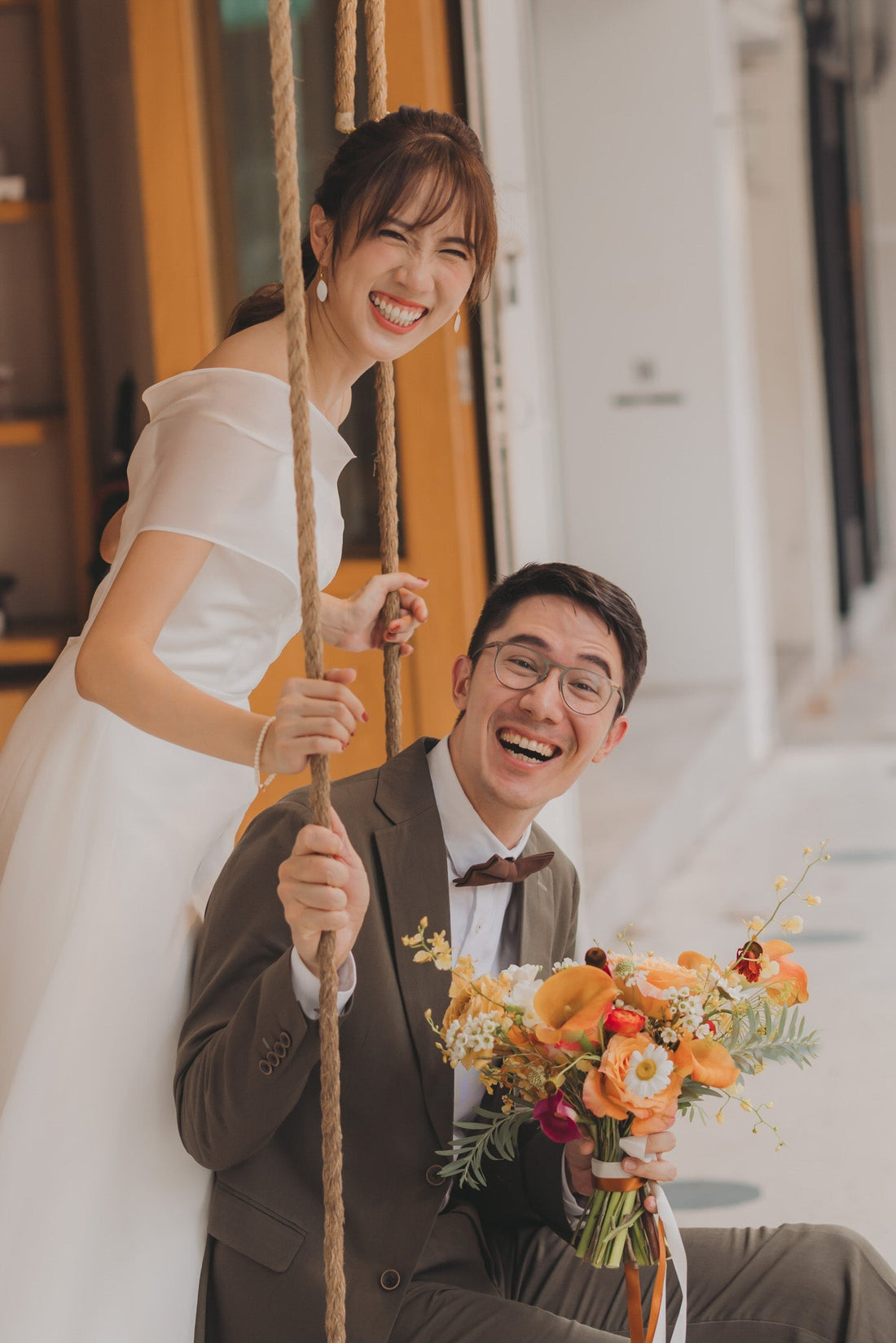 ALEX & SARAH MORGAN