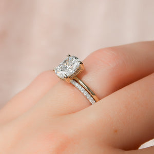 The Kamellie Set With A 2 Carat Elongated Cushion Lab Diamond