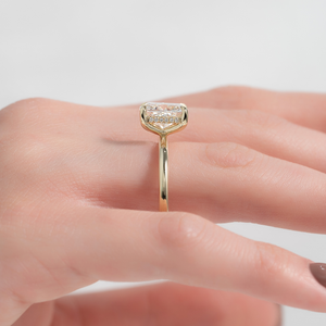 The Kamellie Set With A 2 Carat Elongated Cushion Lab Diamond
