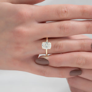 The Kamellie Set With A 2 Carat Elongated Cushion Lab Diamond