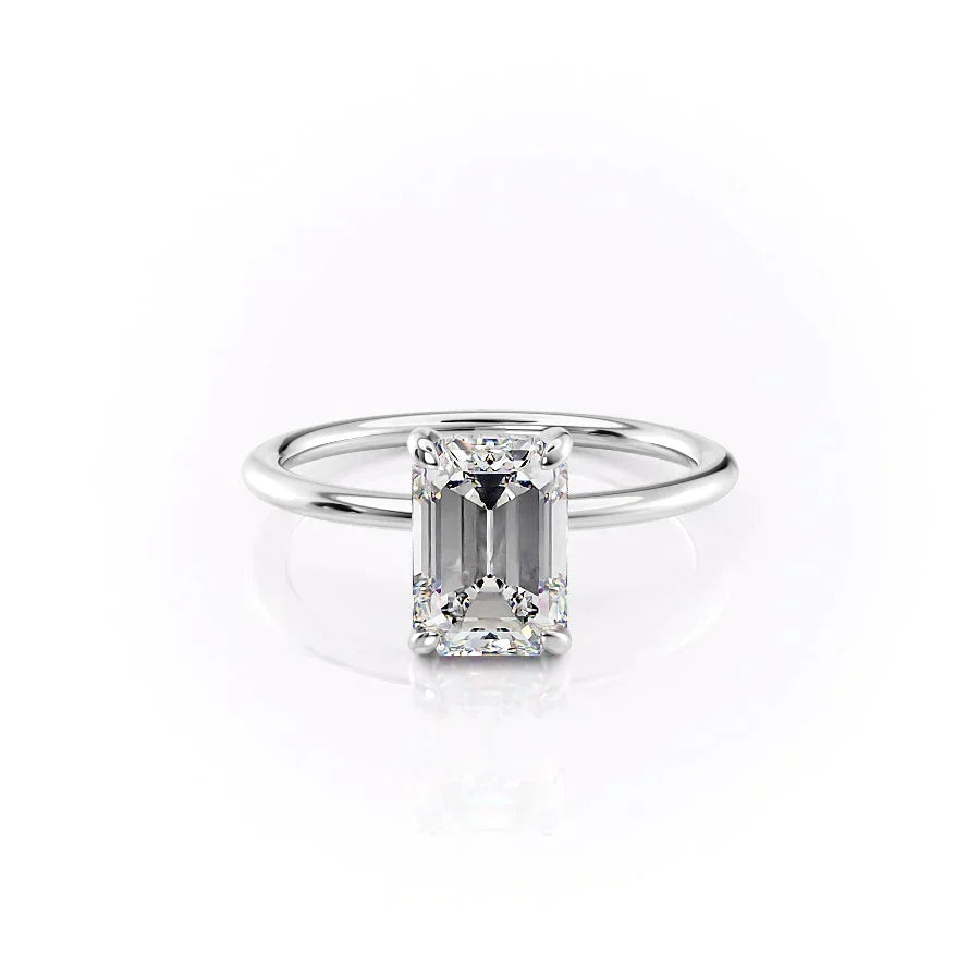 The Kamellie Set With A 4.5 Carat Emerald Moissanite
