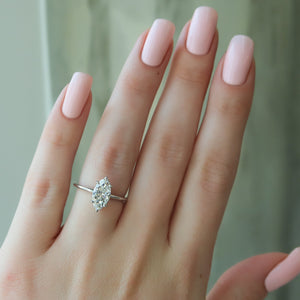 The Kamellie Set With A Marquise Moissanite