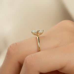 The Kamellie Set With A 2.5 Carat Marquise Lab Diamond