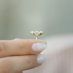 The Kamellie Set With A 2.5 Carat Marquise Lab Diamond