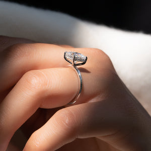 The Kamellie Set With A 1 Carat Princess Lab Diamond