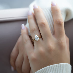 The Kamellie Set With A 1 Carat Pear Lab Diamond