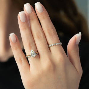 The Kamellie Set With A 1 Carat Pear Lab Diamond