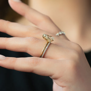 The Kamellie Set With A 1 Carat Pear Lab Diamond