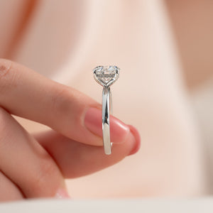 The Kamellie Set With A 2 Carat Round Lab Diamond