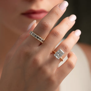 The Kamellie Set With A Radiant Moissanite
