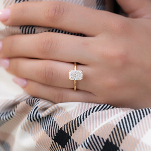 The Kamellie Set With A 2 Carat Radiant Lab Diamond