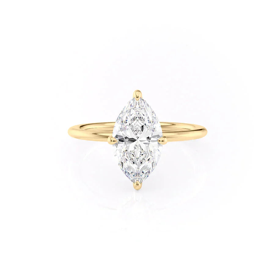 The Kamellie Set With A 4.5 Carat Marquise Moissanite