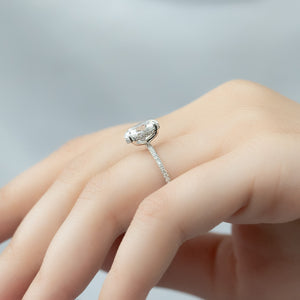 The Pave Kamellie Set With A Oval Moissanite