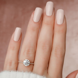 The Pave Kamellie Set With A 1 Carat Round Lab Diamond