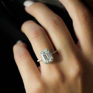 The Michelle Set With A 1 Carat Emerald Lab Diamond