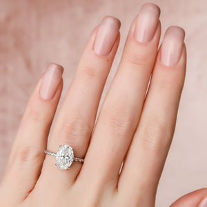 The Alice Set With A 3 Carat Oval Lab Diamond