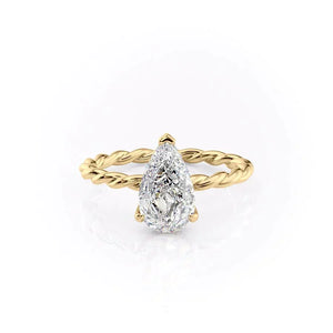 The Alice Set With A Pear Moissanite