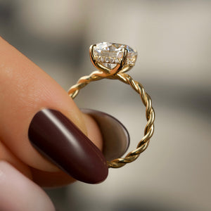 The Alice Set With A 3 Carat Round Lab Diamond
