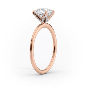 The Petal Kamellie Set With A 3 Carat Pear Lab Diamond
