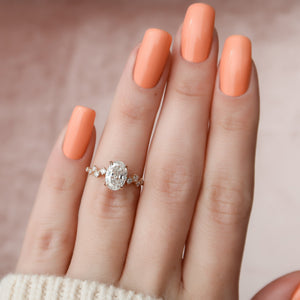 The Mia Set With A Oval Moissanite
