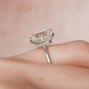 The Nelly Set With A 1.5 Carat Emerald Lab Diamond