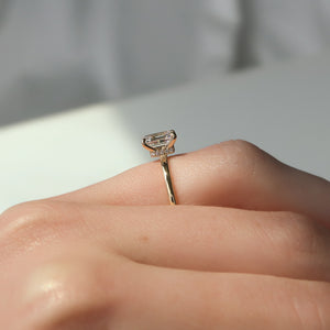 The Nelly Set With A 1 Carat Emerald Lab Diamond