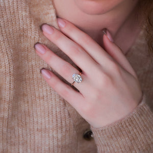 The Nelly Set With A 1 Carat Oval Lab Diamond