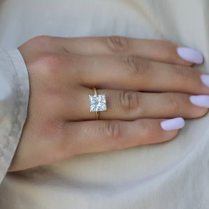 The Nelly Set With A 1 Carat Princess Lab Diamond