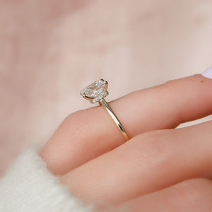 The Nelly Set With A 1 Carat Princess Lab Diamond