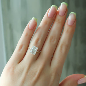 The Nelly Set With A 2 Carat Radiant Lab Diamond