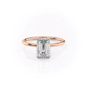 The Crown Kamellie Set With A 1.5 Carat Emerald Lab Diamond