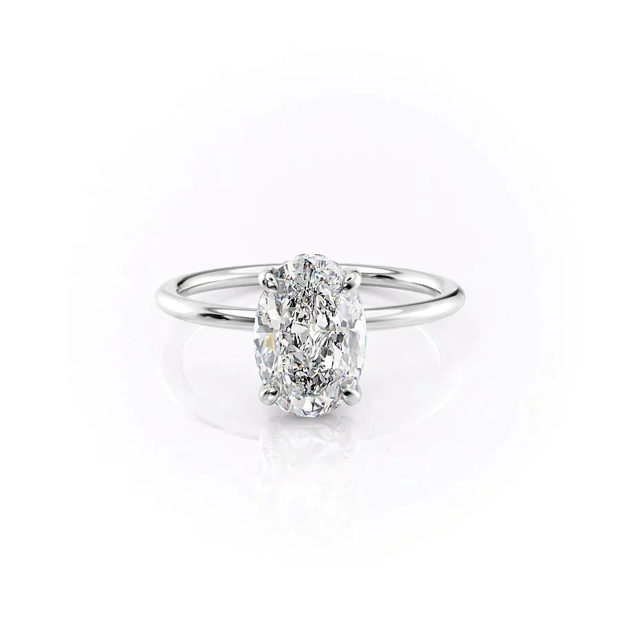 The Crown Kamellie Set With A 4.5 Carat Oval Moissanite