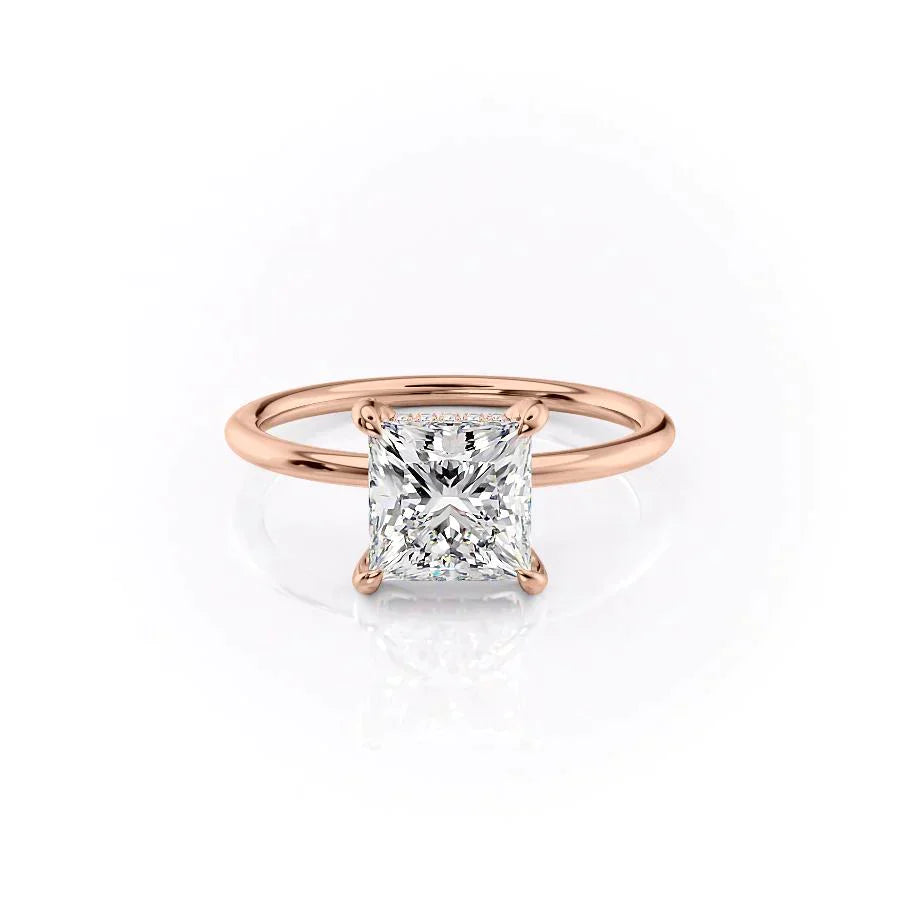 The Crown Kamellie Set With A 4.5 Carat Princess Moissanite