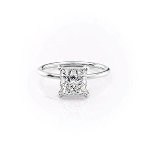 The Crown Kamellie Set With A 4.5 Carat Princess Moissanite