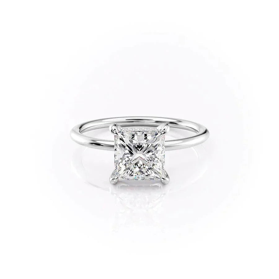 The Crown Kamellie Set With A 4.5 Carat Princess Moissanite