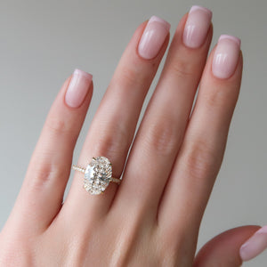 The Pave Crown Kamellie Set With A 1 Carat Oval Lab Diamond