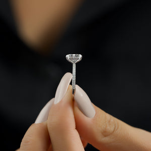 The Pave Crown Kamellie Set With A 1 Carat Radiant Lab Diamond
