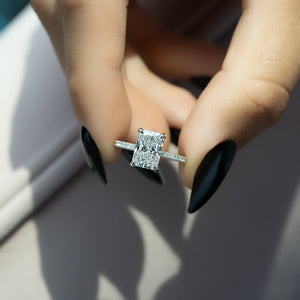 The Pave Crown Kamellie Set With A 1 Carat Radiant Lab Diamond