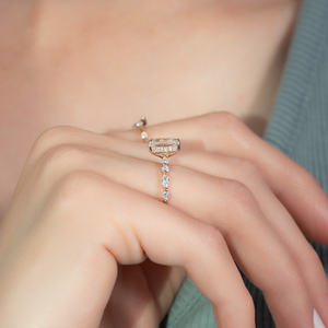 The Lindsey Set With A 1 Carat Emerald Lab Diamond