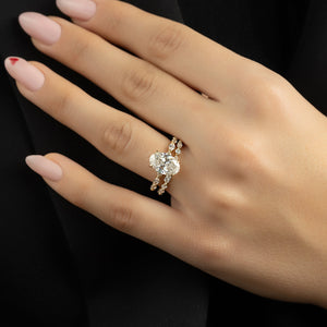 The Lindsey Set With A 2.5 Carat Oval Lab Diamond
