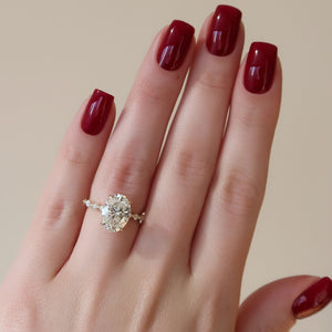 The Lindsey Set With A 2.5 Carat Oval Lab Diamond