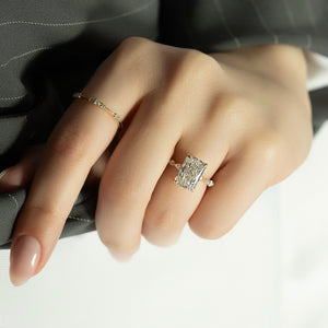 The Lindsey Set With A 2.5 Carat Radiant Lab Diamond