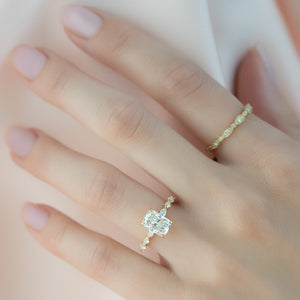 The Lindsey Set With A 2.5 Carat Radiant Lab Diamond