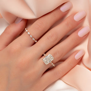 The Lindsey Set With A 2.5 Carat Radiant Lab Diamond