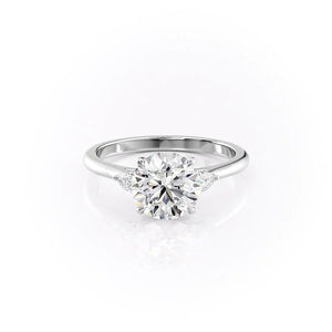 The Pears Liv Set With A 3 Carat Round Lab Diamond