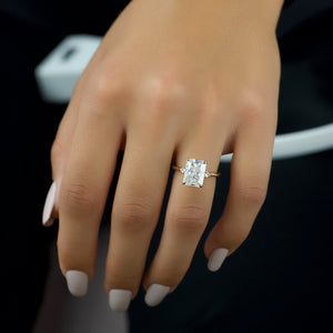 The Pears Liv Set With A 3 Carat Radiant Lab Diamond
