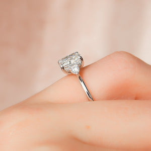 The Lia Set With A 1 Carat Elongated Cushion Lab Diamond