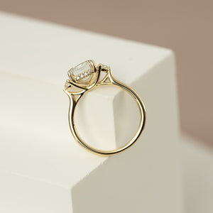The Lia Set With A 1.5 Carat Emerald Lab Diamond