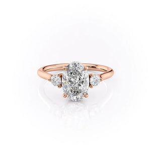 The Lia Set With A Oval Moissanite
