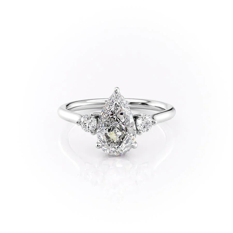 The Lia Set With A 1.5 Carat Pear Lab Diamond